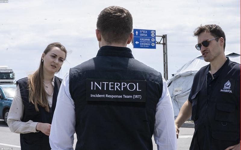 Avion à l'aéroport de Chișinău